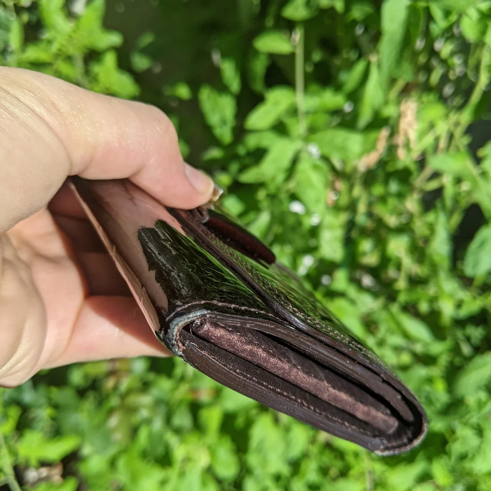 Louis Vuitton Monogram Vernis VALLET - Picture 5 of 13